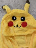 ⚡ Pokémon Stílusú Sárga Karakter Jelmez – Kapuc - Image 4